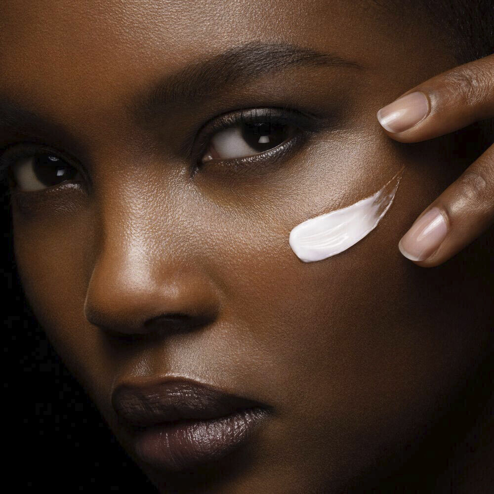 Precious La Cr&egrave;me Age-Defying Moisturiser