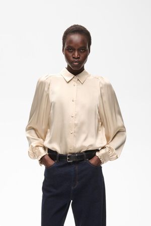 DavilaIW Premium Shirt