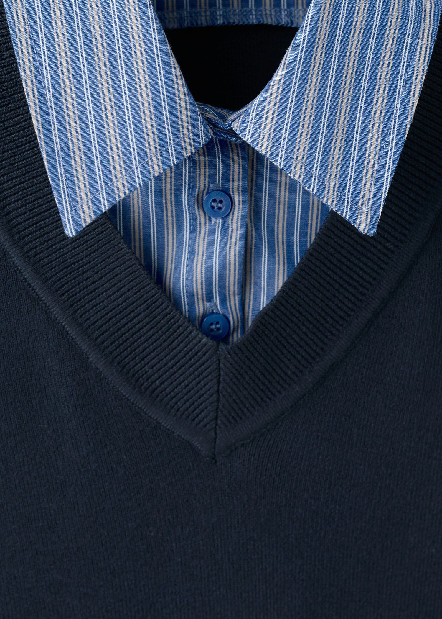 Combined shirt sweater