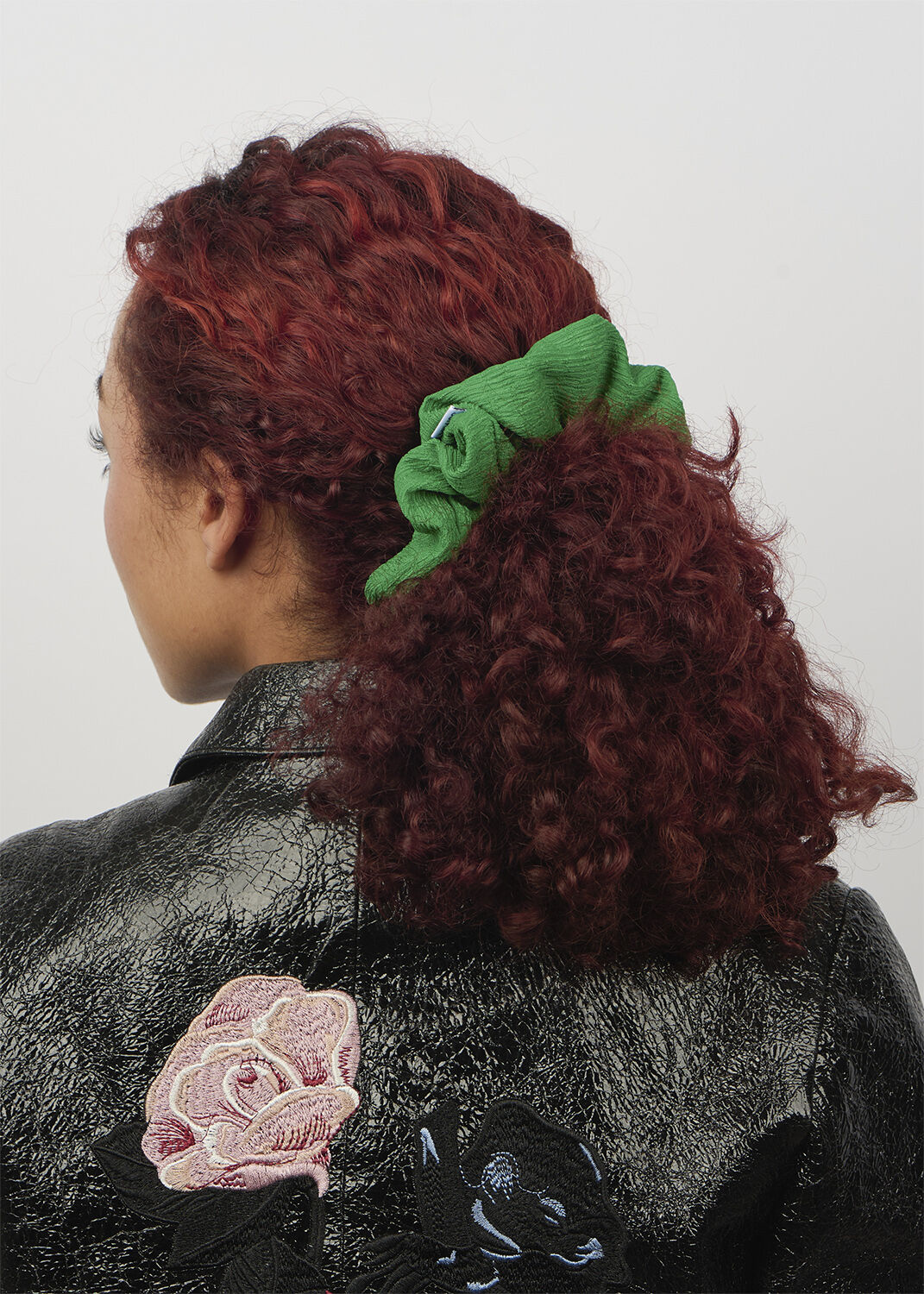 Ea Zig-Zag Scrunchie