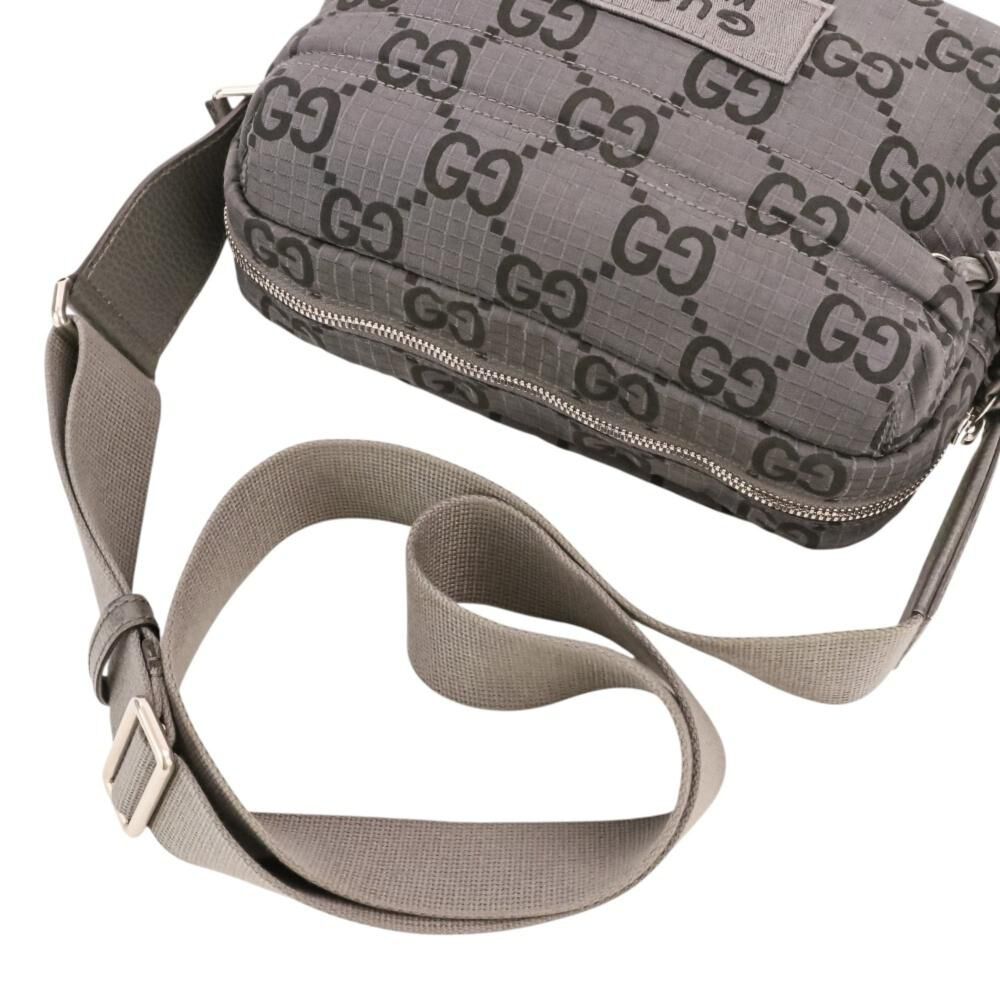 Gucci Shoulder Bag