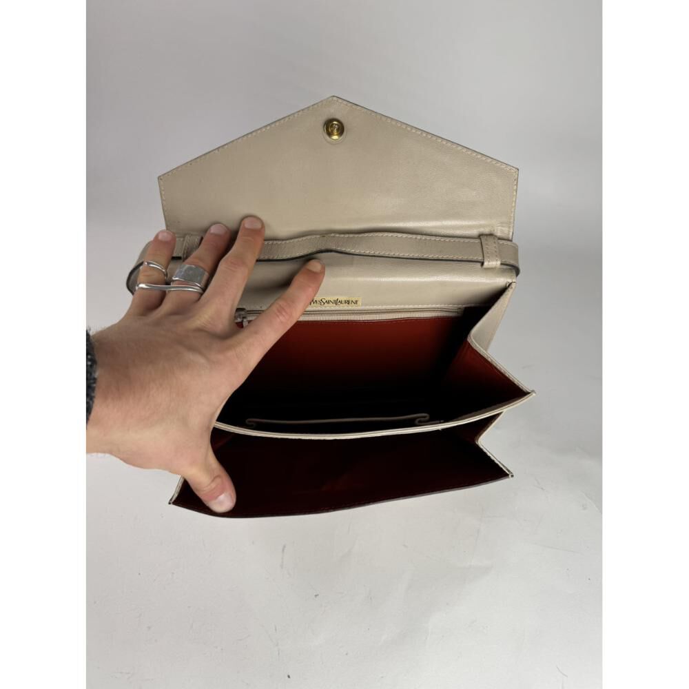 Yves Saint Laurent Shoulder Bag