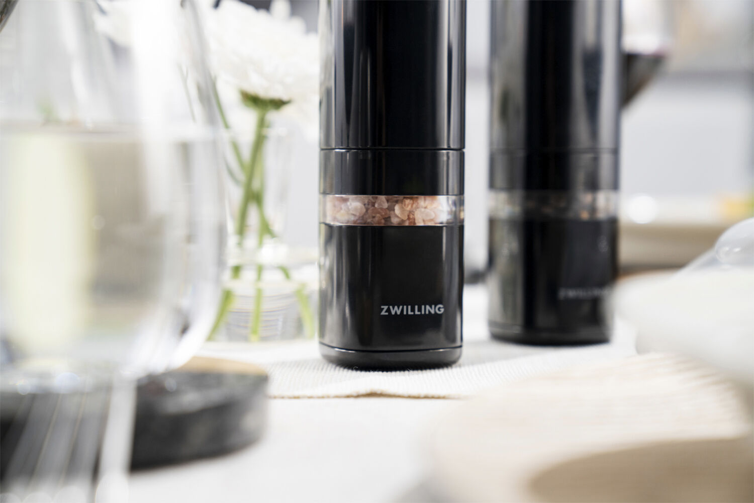 Enfinigy Elektrisk kryddkvarn Svart