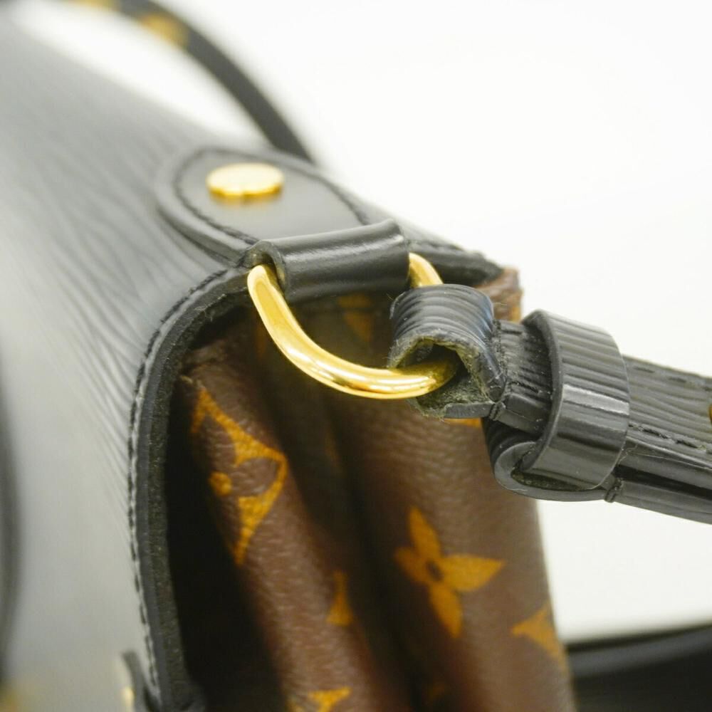 Louis Vuitton Saint Michel