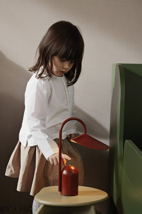 Arum Portable Lamp - Oxide Red