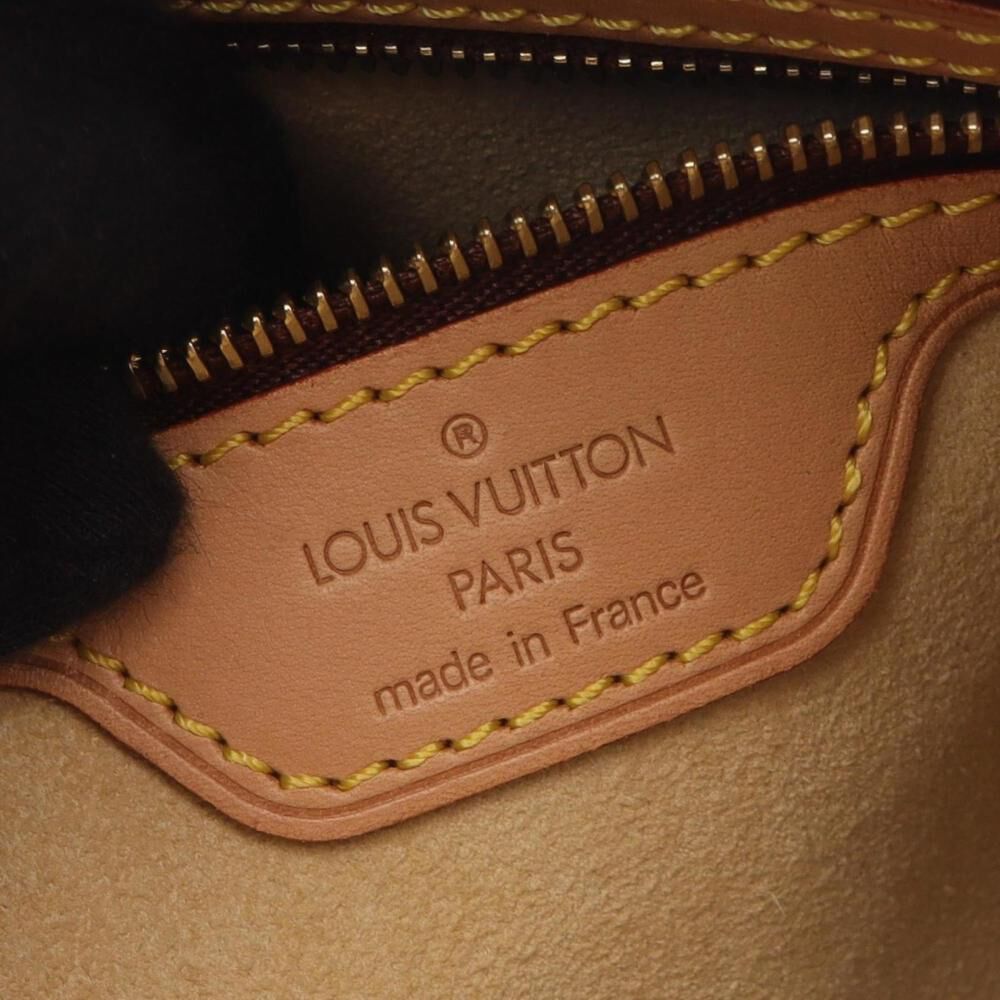 Louis Vuitton Shoulder Bags