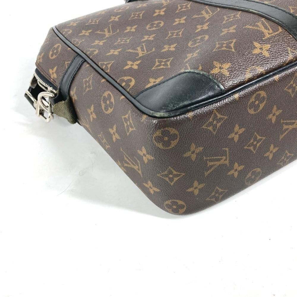 Louis Vuitton Porte Documents Voyage