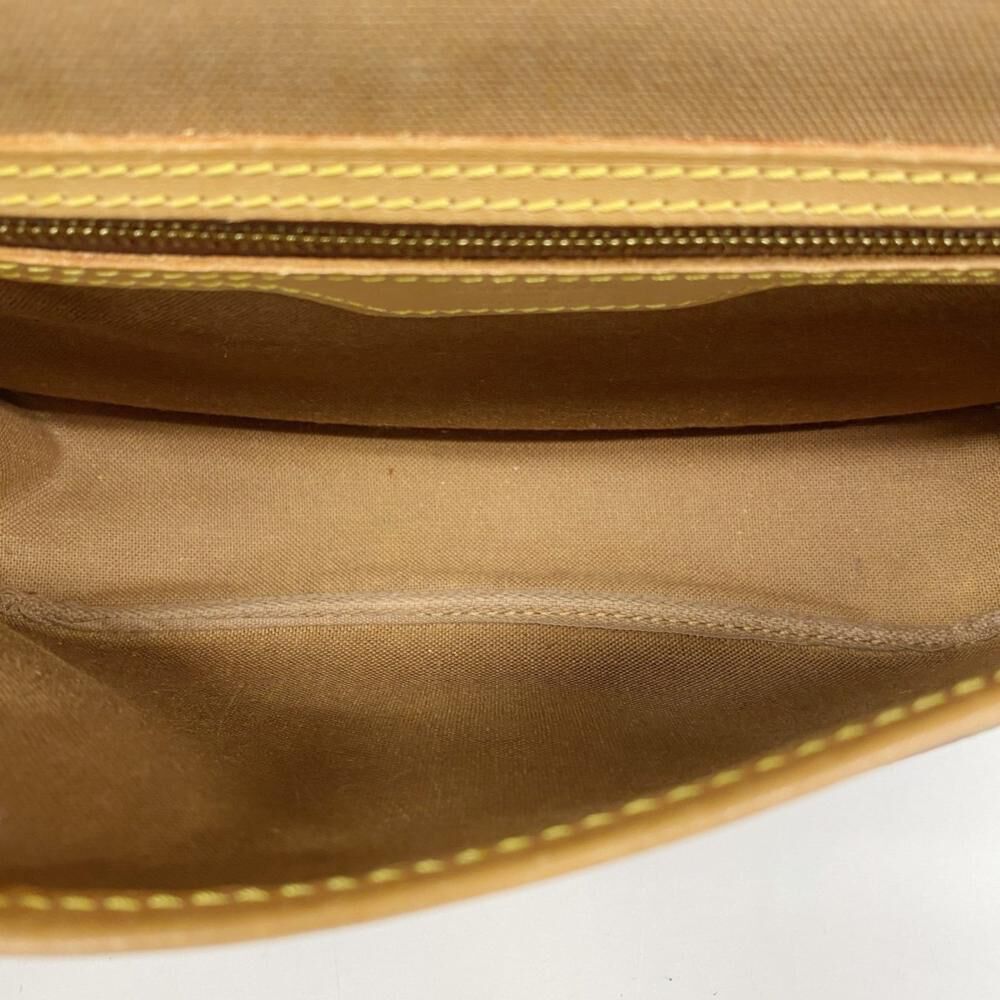 Louis Vuitton Saumur