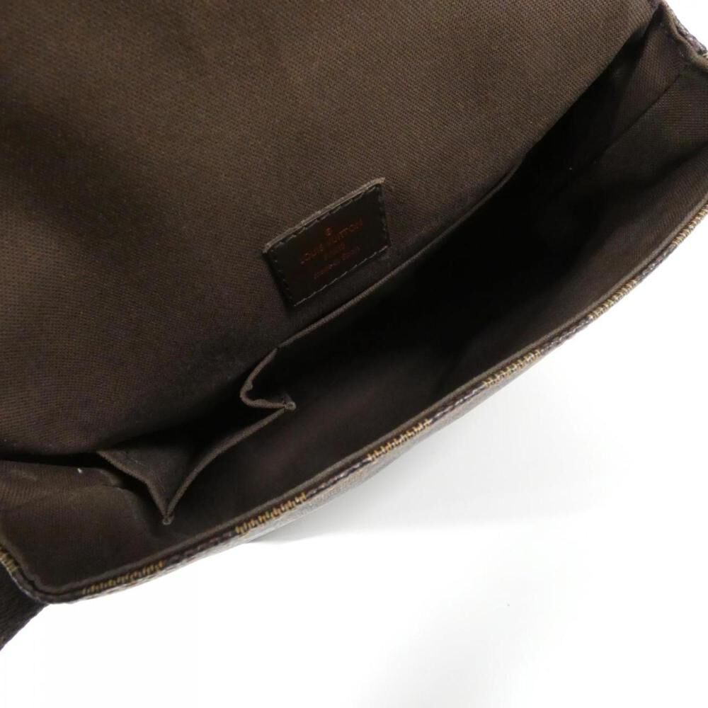 Louis Vuitton Messenger
