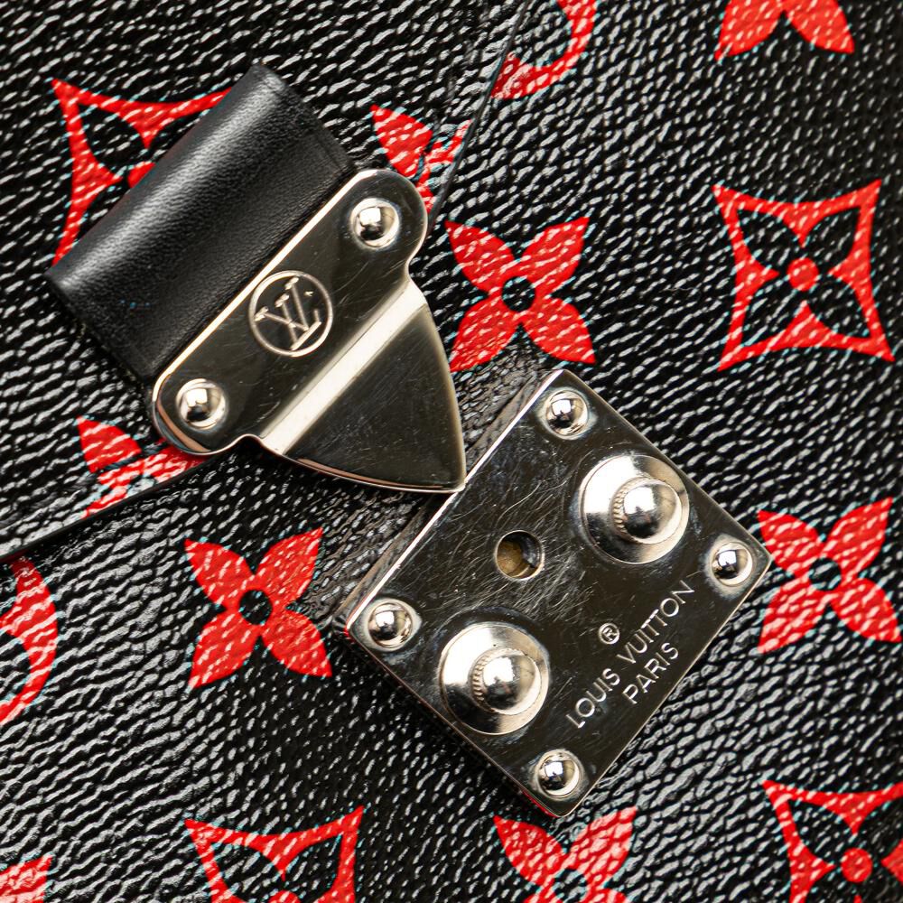 Louis Vuitton Pochette M&eacute;tis