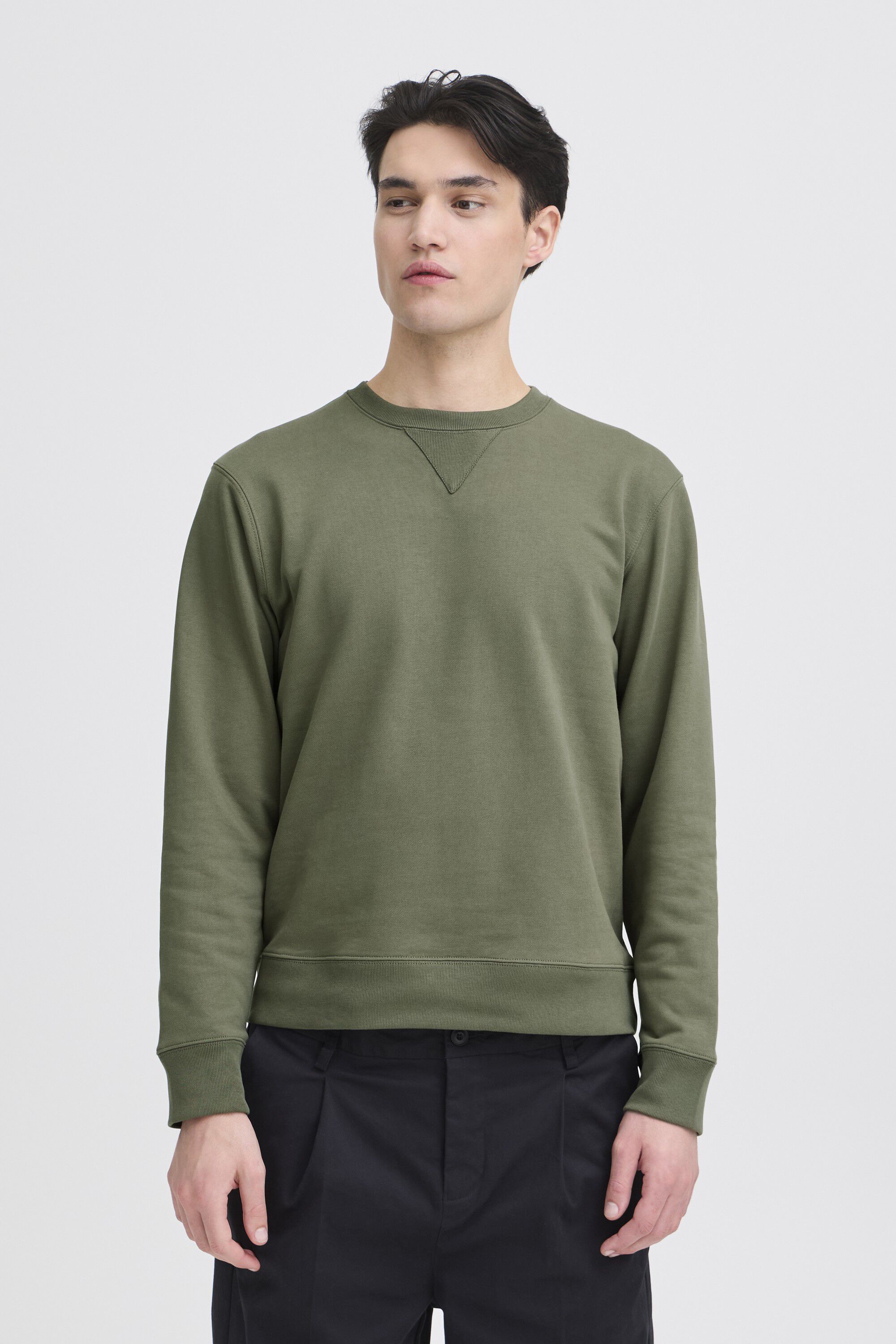 CFPERSSON 0261 CREW NECK SWEAT