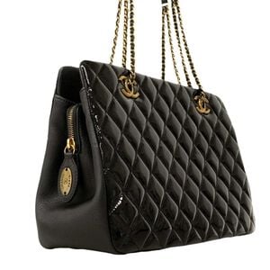 Chanel Tote