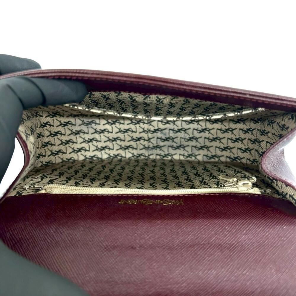 Yves Saint Laurent Shoulder Bag