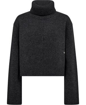 Compact Wool Turtleneck