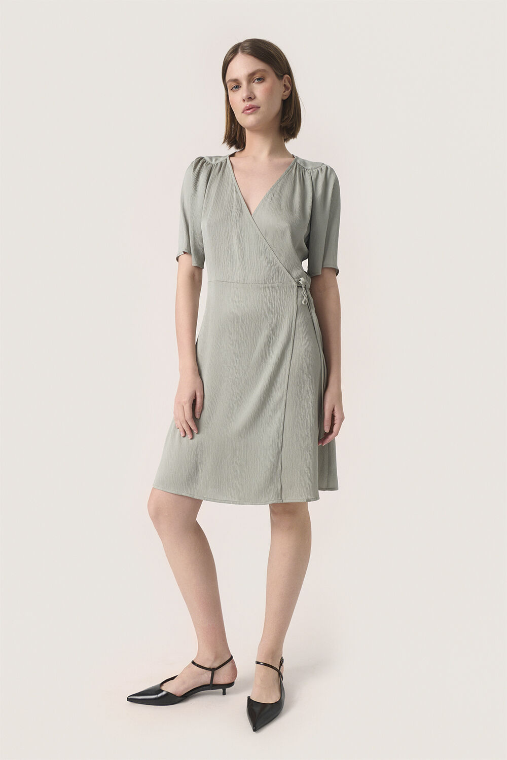 Korta kl&auml;nningar