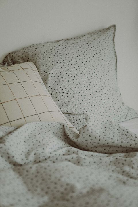 ADULT BEDDING - SEERSUCKER