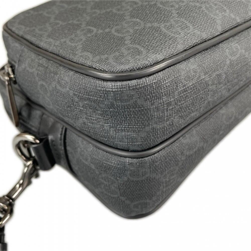 Gucci Clutch