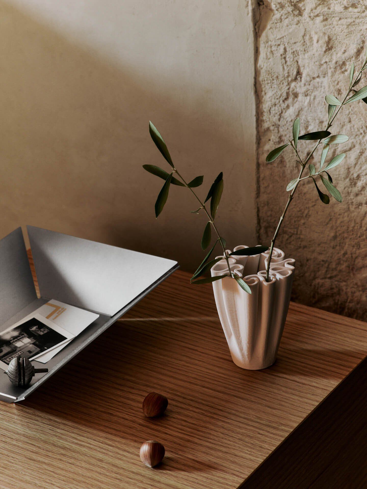 Dedali Vase - H18 - Off-white