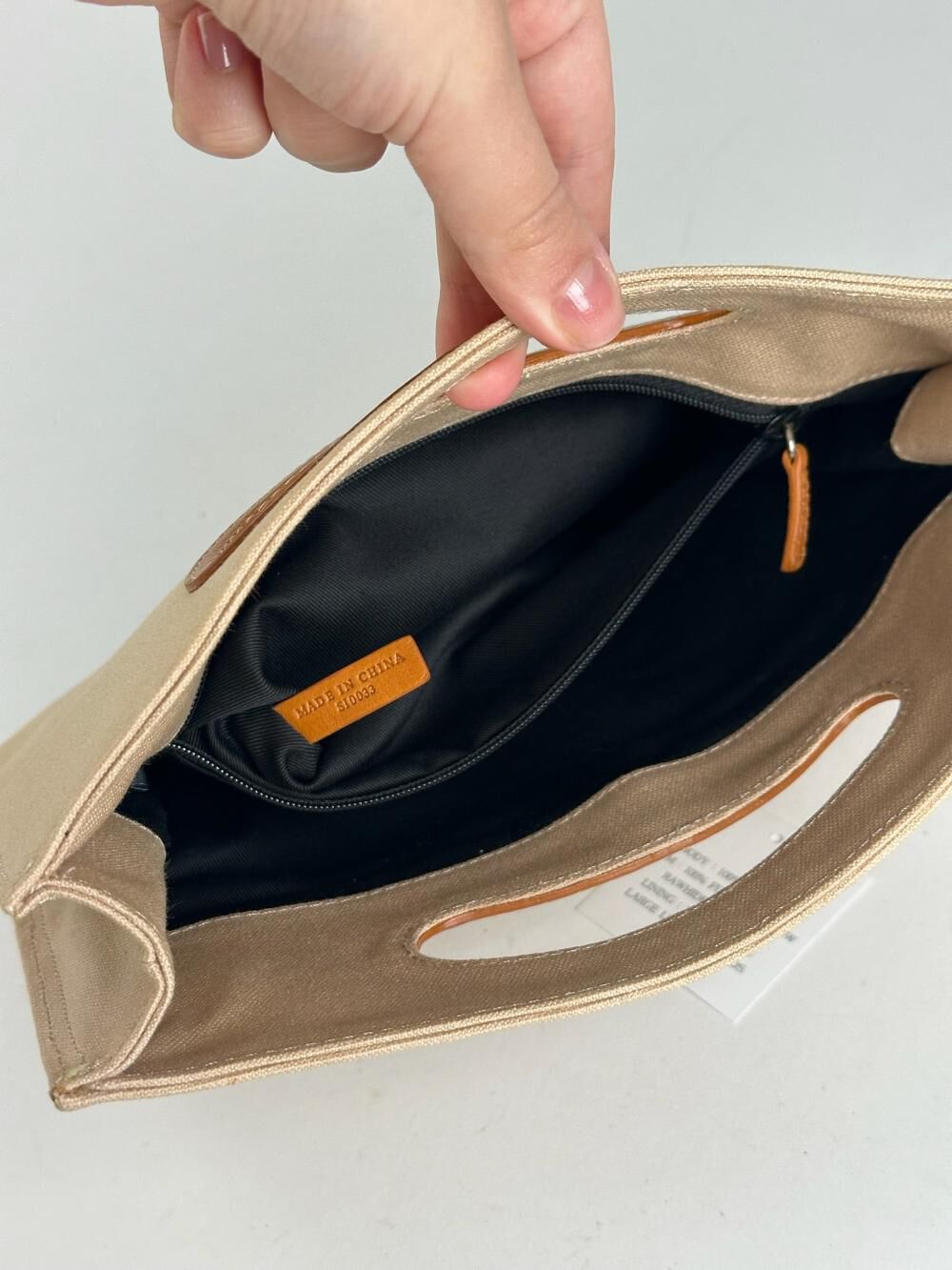 Yves Saint Laurent Handbag