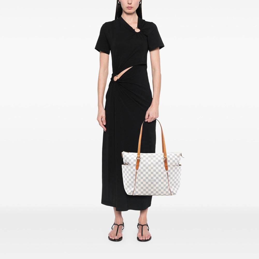 Louis Vuitton Totally