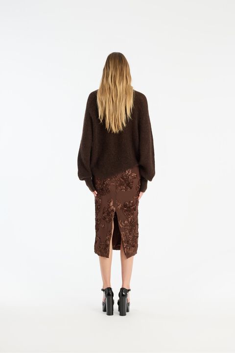 LIGHT KNIT LOGO SWEATER