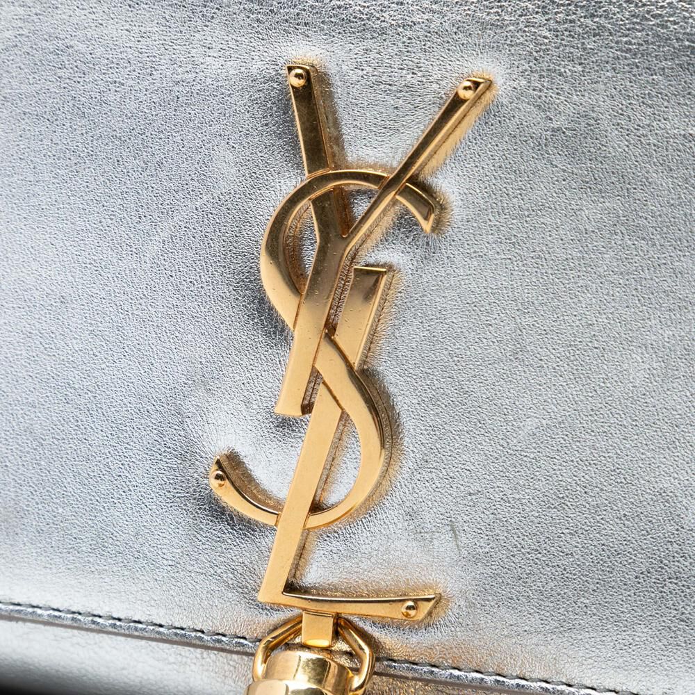 Yves Saint Laurent Shoulder Bag