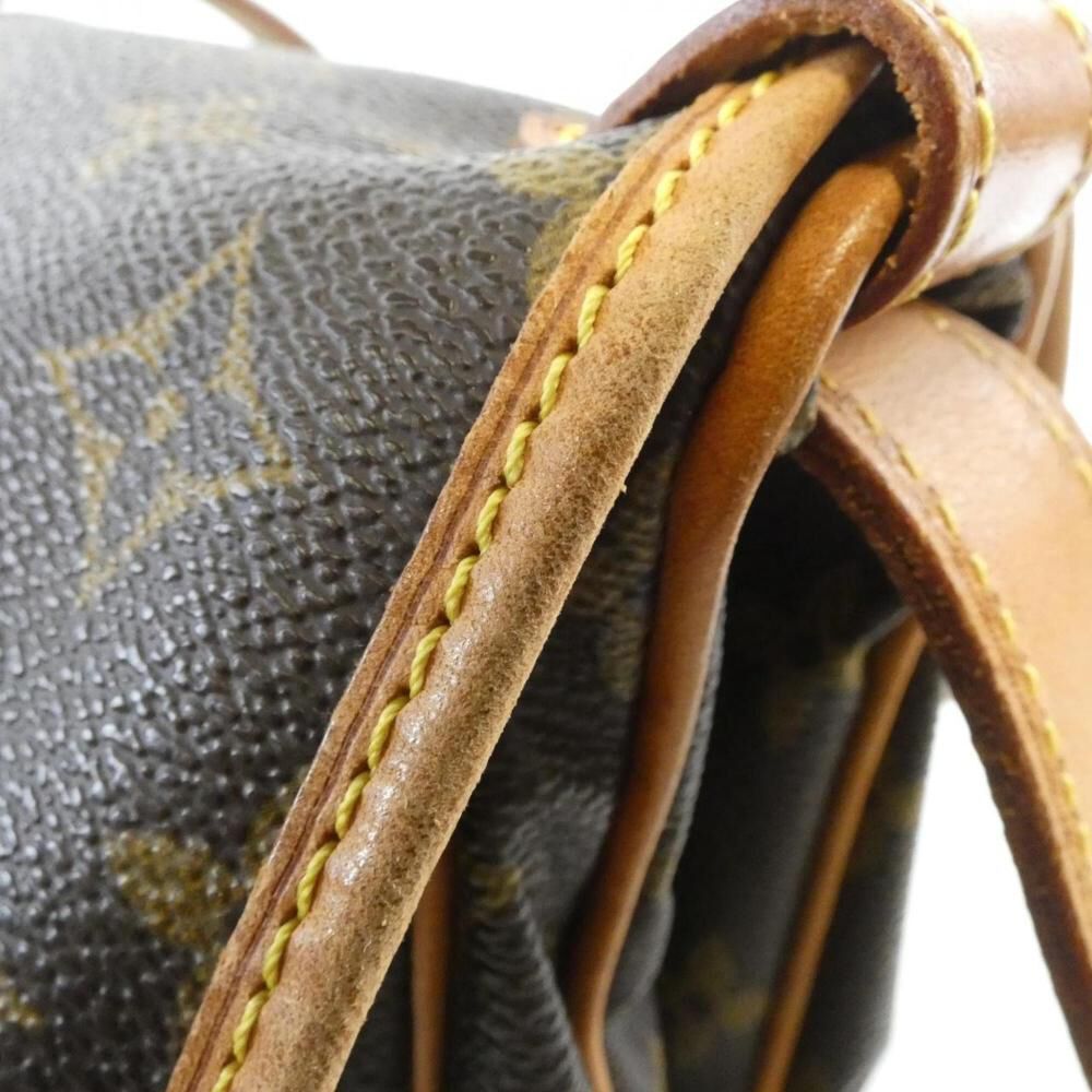 Louis Vuitton Saumur