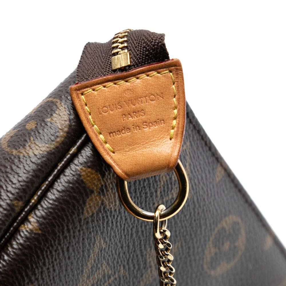 Louis Vuitton Pochette Accessoires