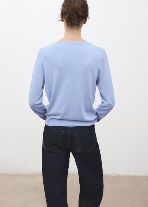 Fine-knit crew-neck sweater