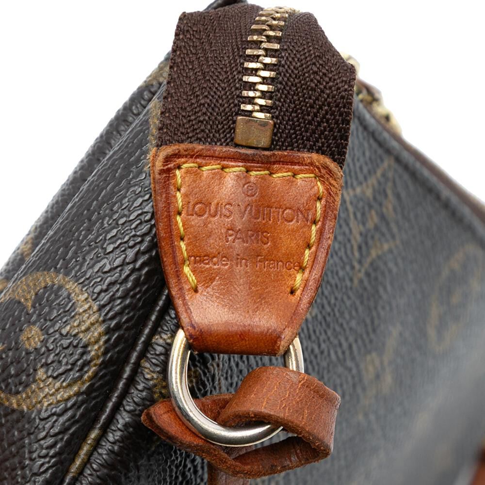 Louis Vuitton Pochette Accessoires
