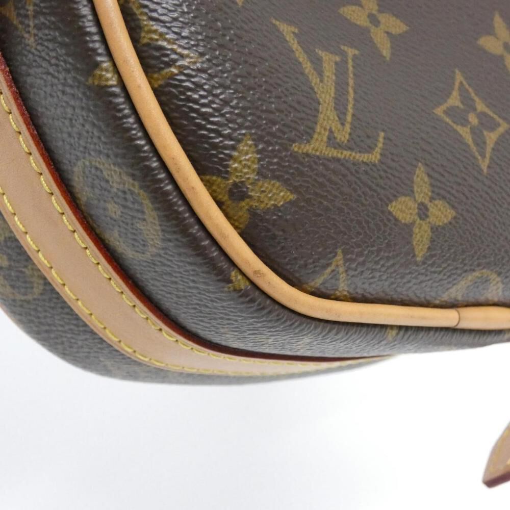 Louis Vuitton Shoulder Bags