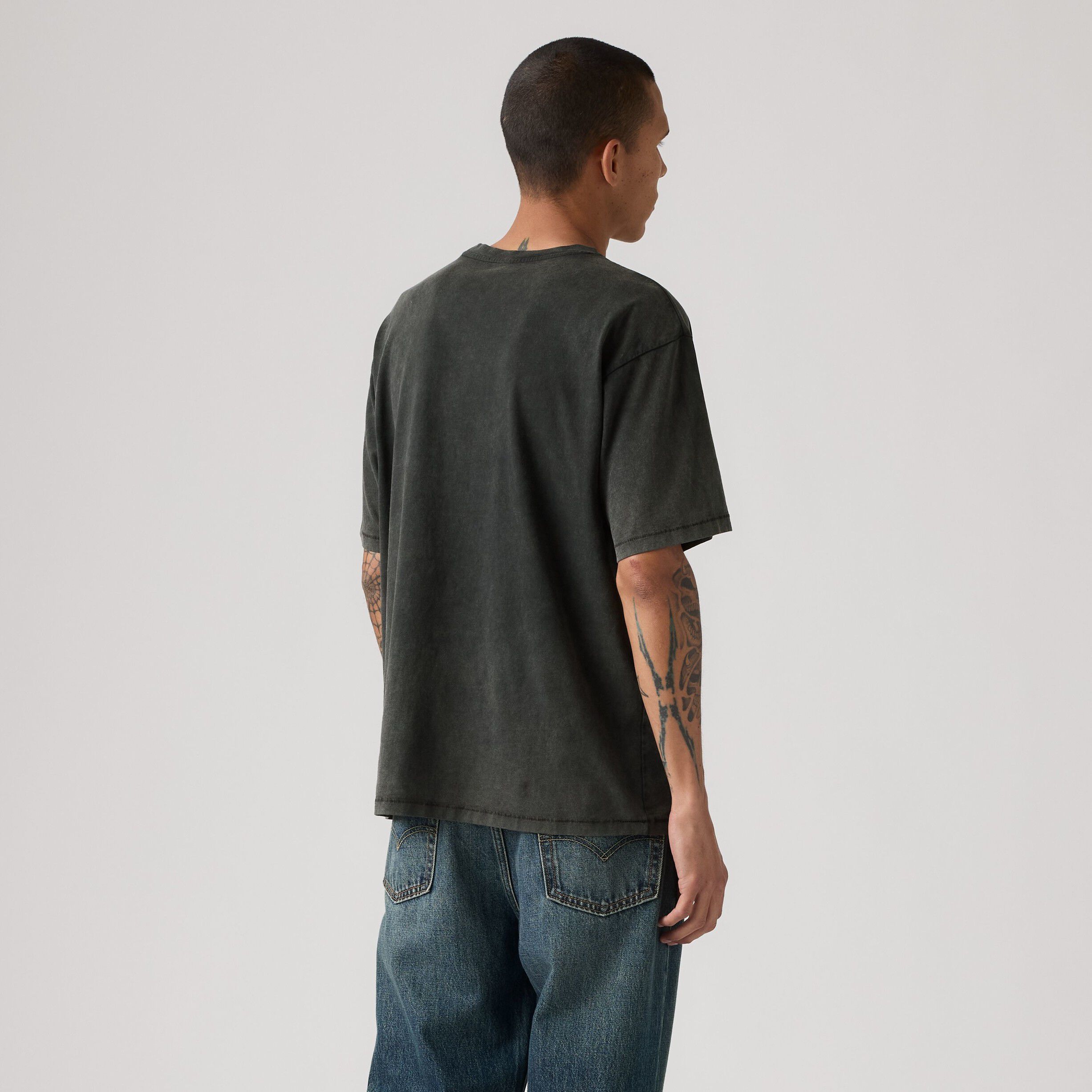 RED TAB VINTAGE TEE WEATHERED