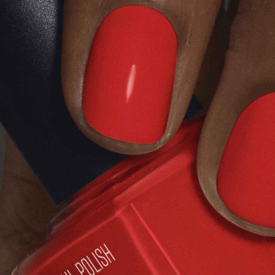 Nail Polish Scarlet Red