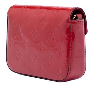 Louis Vuitton Shoulder Bags