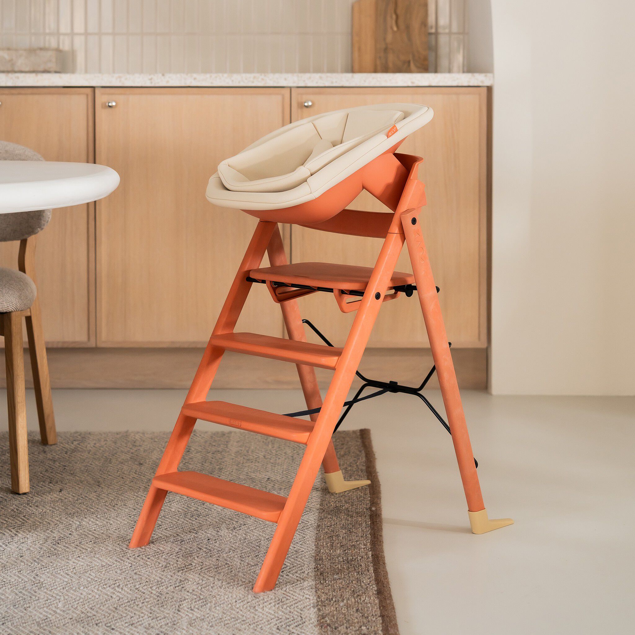 KAOS KLAPP&reg; Newborn Seat