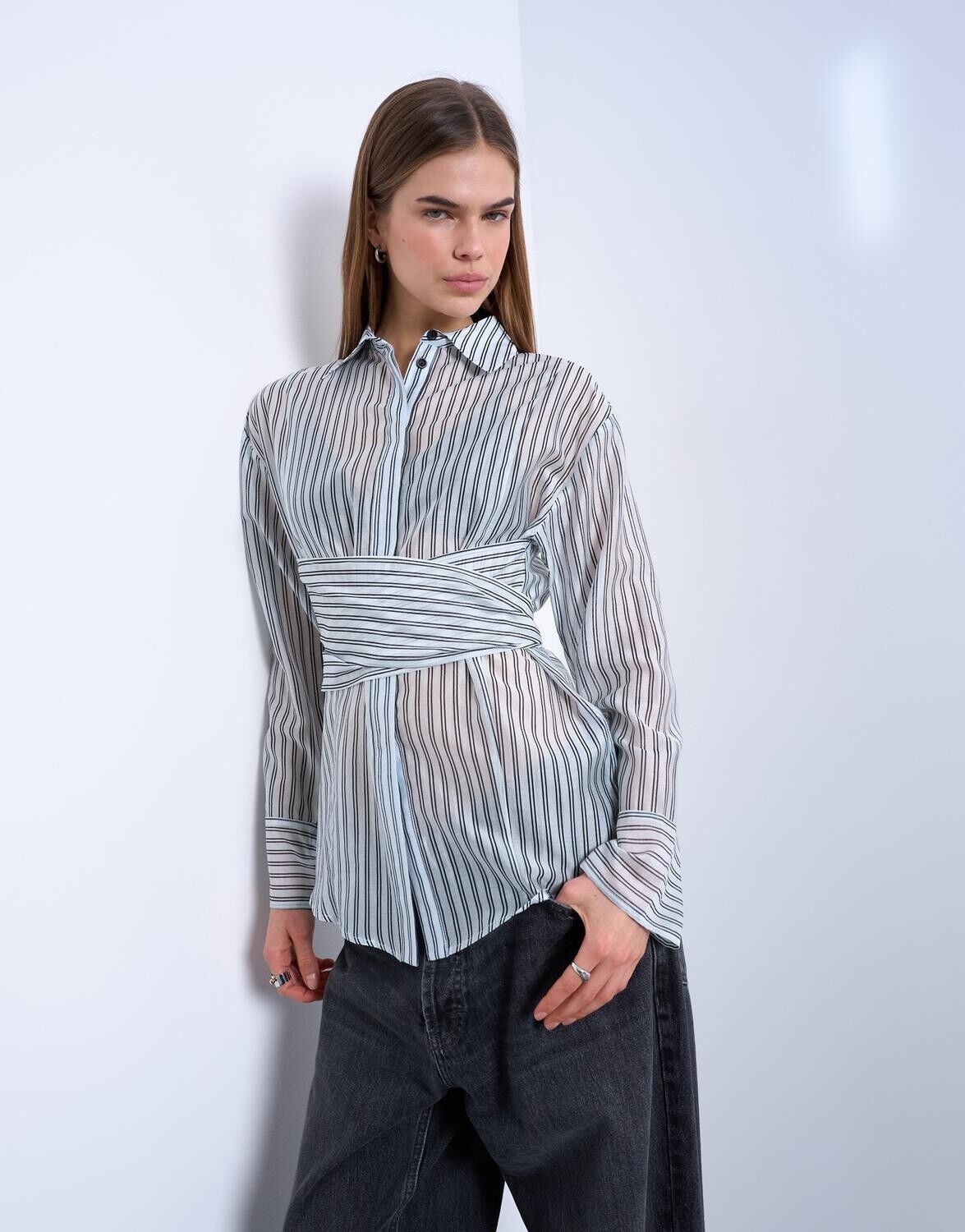 Tsyara Ls Tie Waisted Shirt