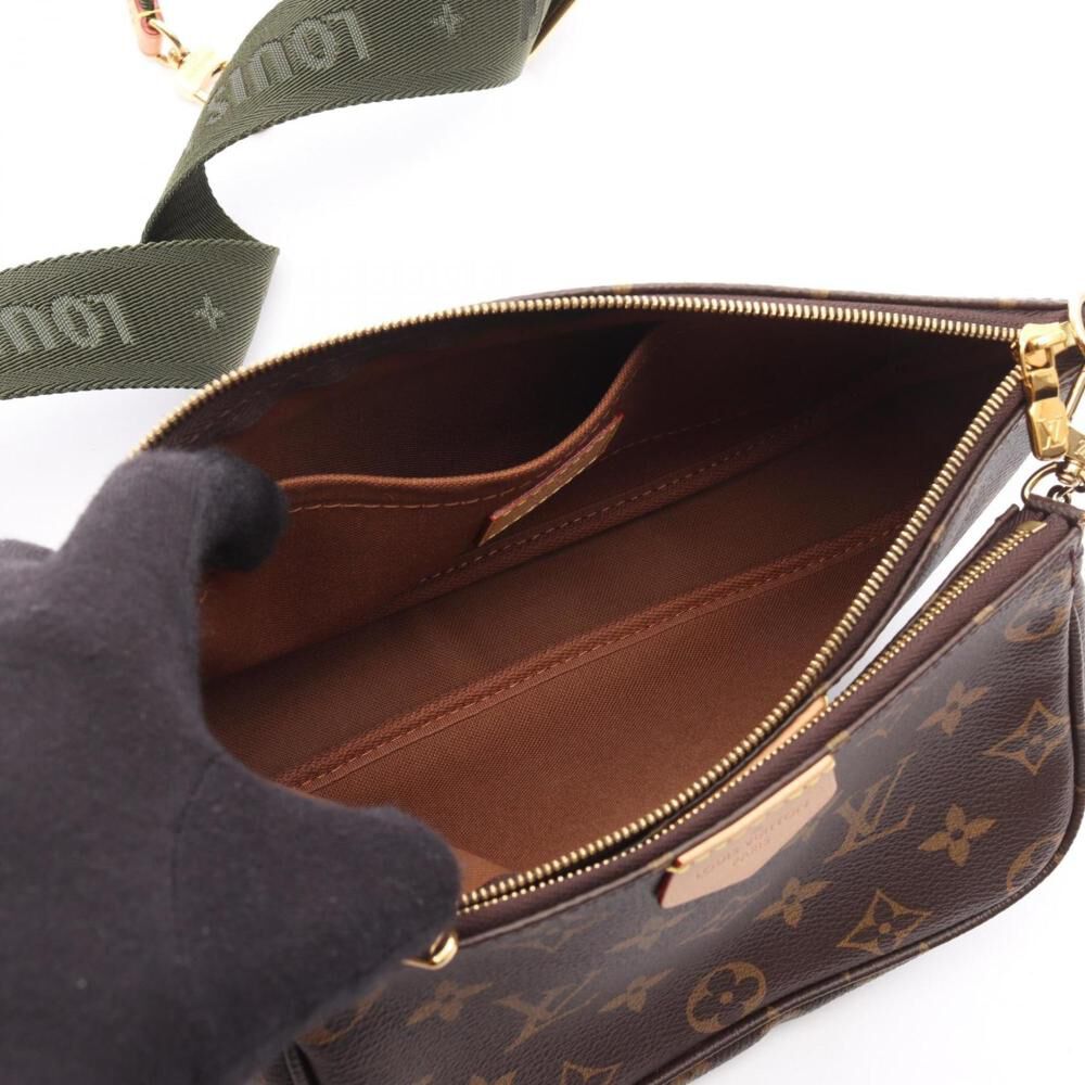 Louis Vuitton Pochette Accessoires