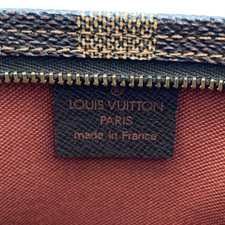 Louis Vuitton Trousse Makeup