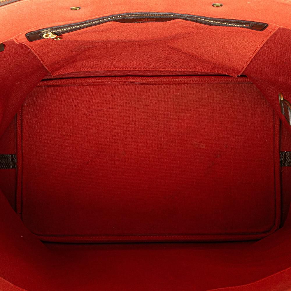 Louis Vuitton Greenwich