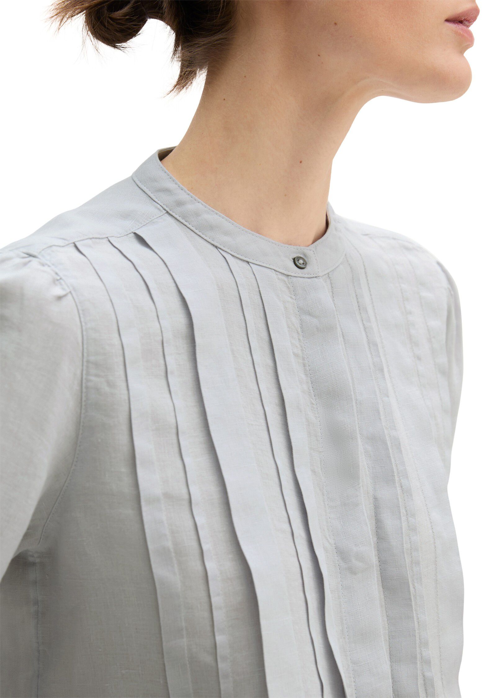 Blouse, flared shape, pleat details