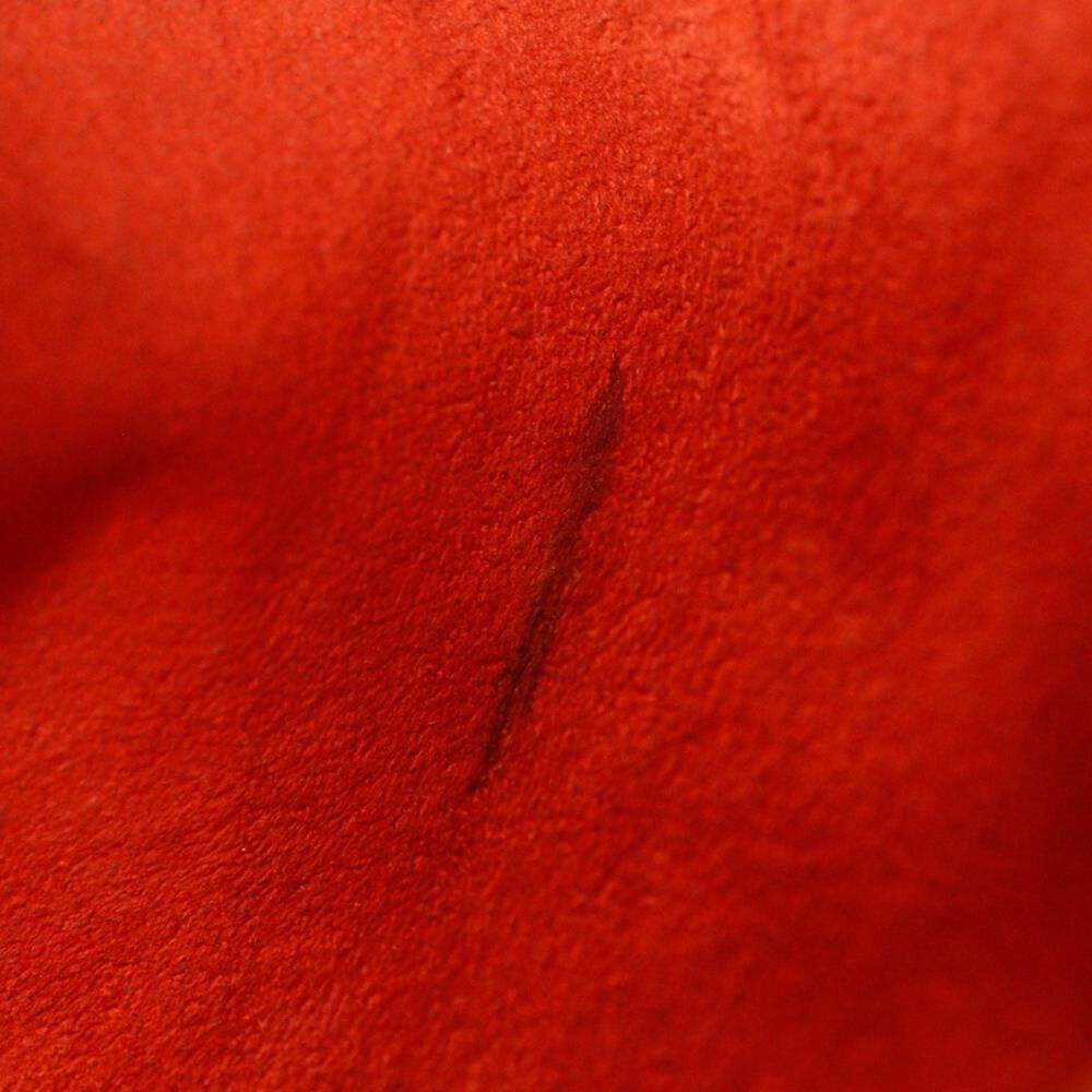 Louis Vuitton Marais