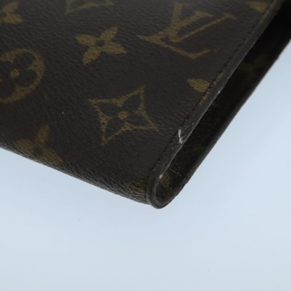 Louis Vuitton Pouch