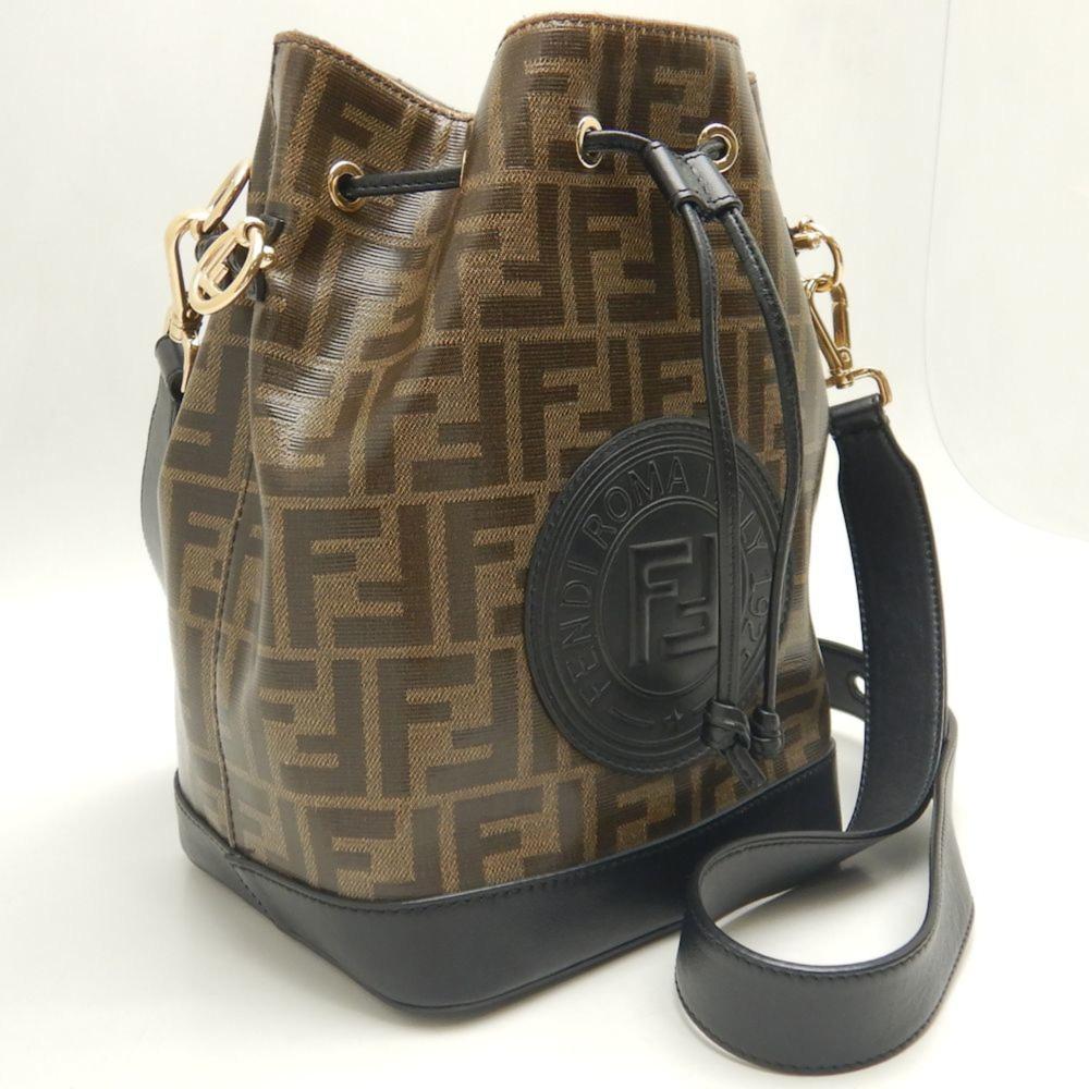 Fendi Vintage Shoulder Bag Stl. - Axelremsväskor Från Magasin