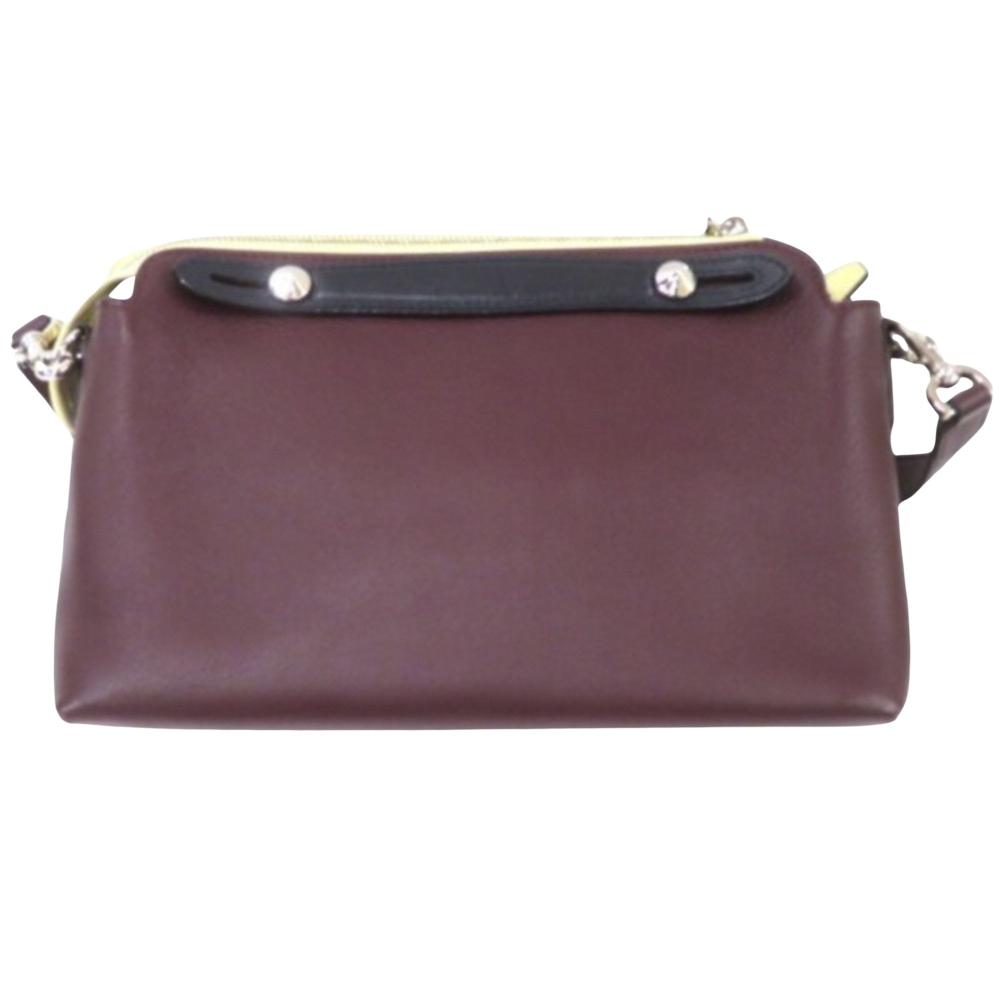 Fendi Vintage Shoulder Bag Stl. - Axelremsväskor Från Magasin