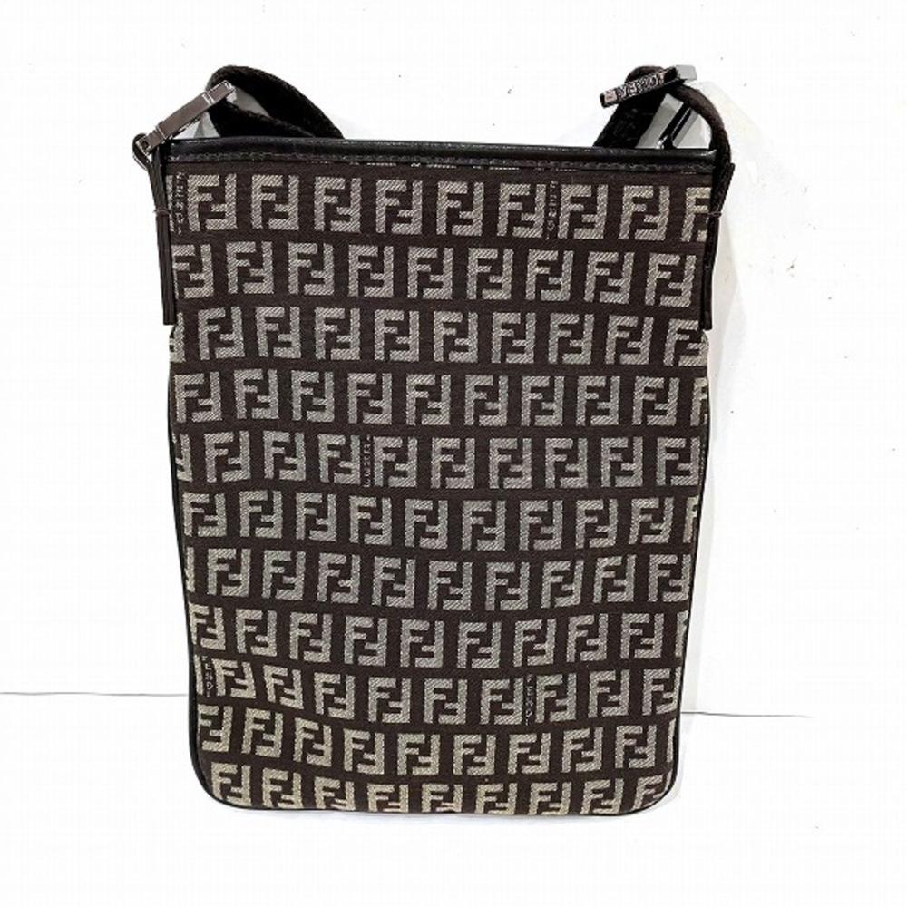 Fendi Vintage Shoulder Bag Stl. - Axelremsväskor Från Magasin