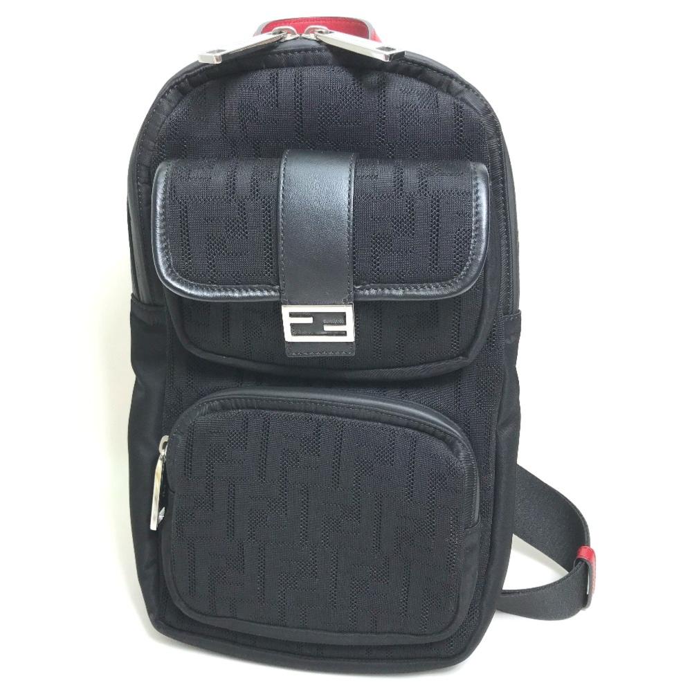 Fendi Vintage Shoulder Bag Stl. - Axelremsväskor Från Magasin