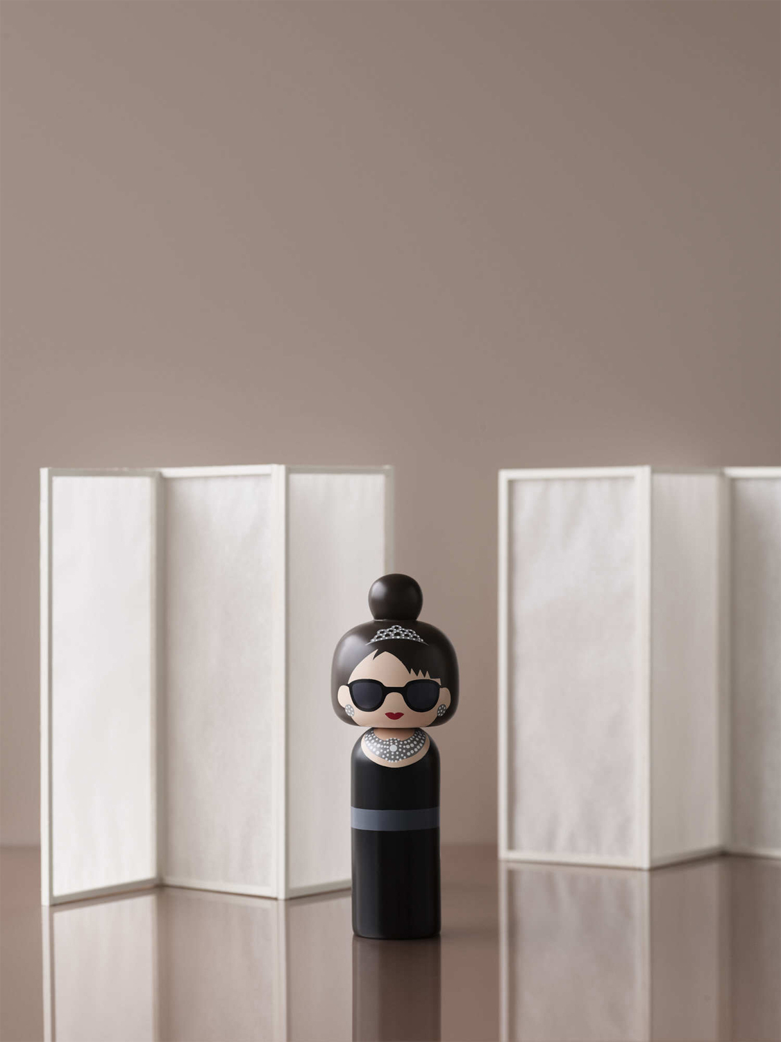 Lucie Kaas Sketch. inc Kokeshi | Audrey, H17 cm 1:1 - 17 Figurer Från Magasin
