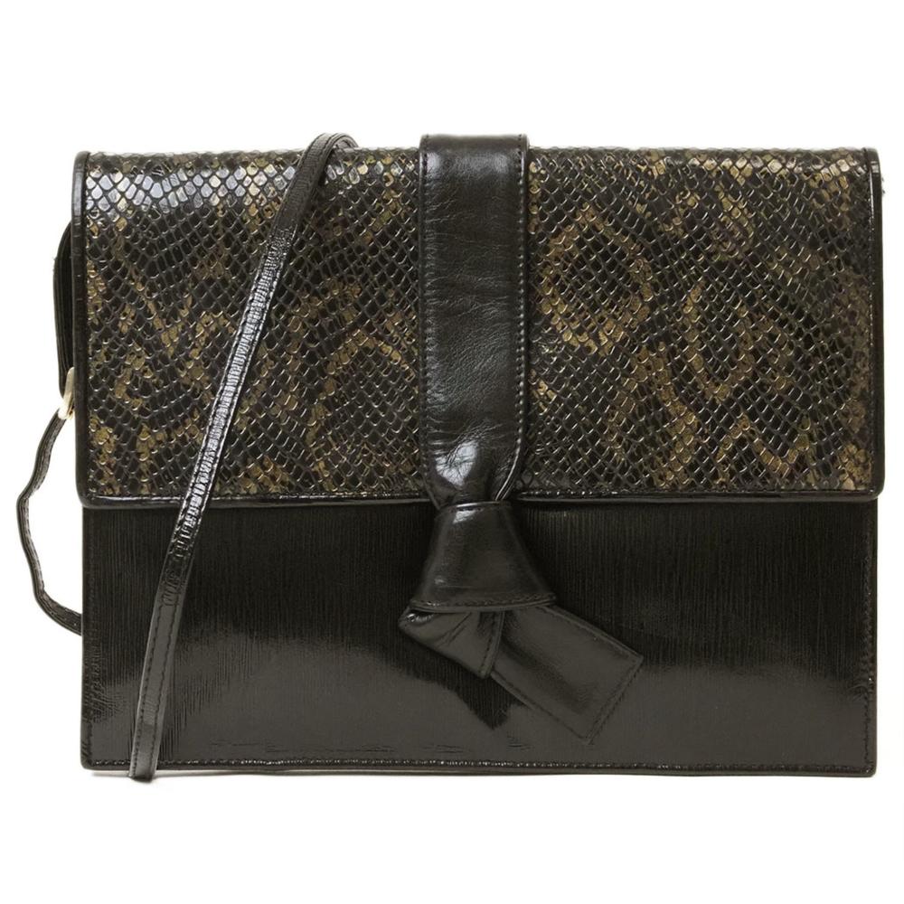 Fendi Vintage Shoulder Bag Stl. - Axelremsväskor Från Magasin