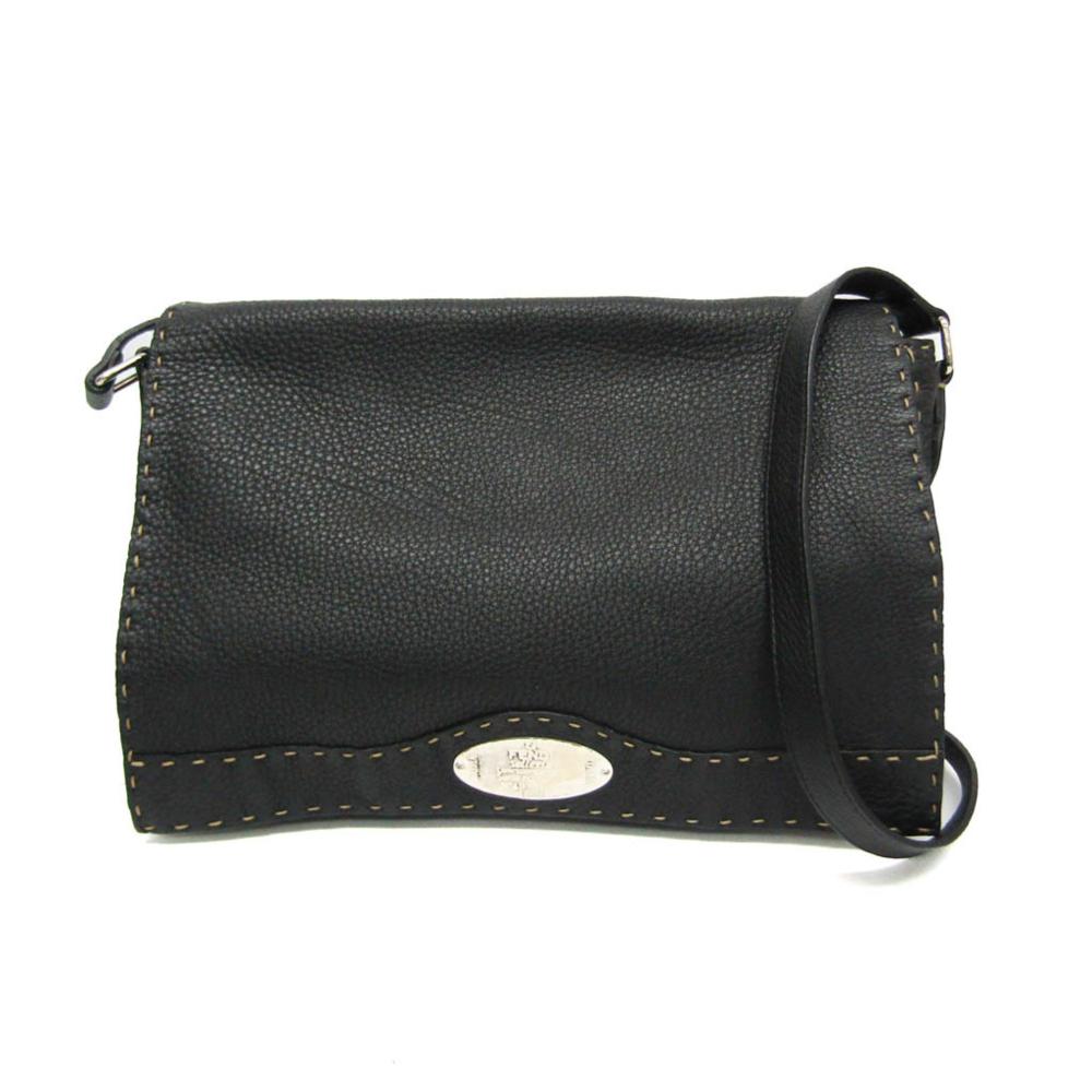 Fendi Vintage Shoulder Bag Stl. - Axelremsväskor Från Magasin